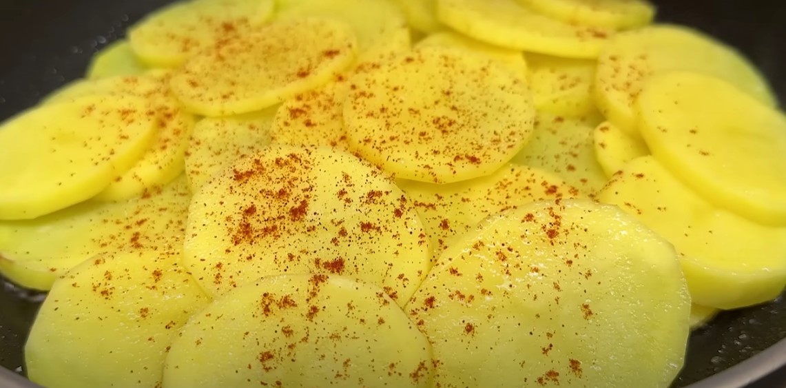 The most delicious potatoes for dinner! Grandma's recipe from the German YouTube channel Köstliche Hausrezepte