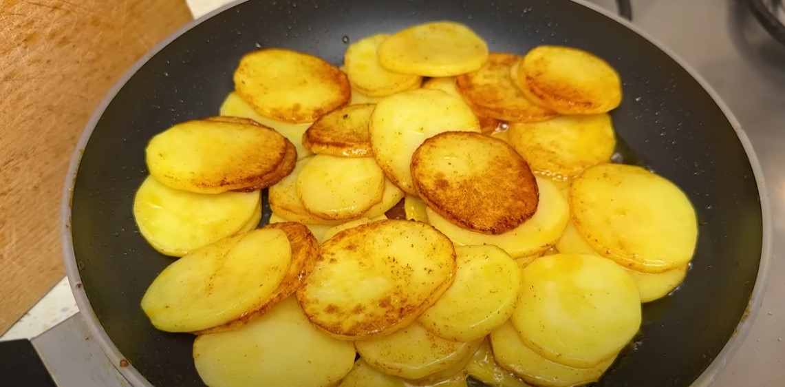 The most delicious potatoes for dinner! Grandma's recipe from the German YouTube channel Köstliche Hausrezepte