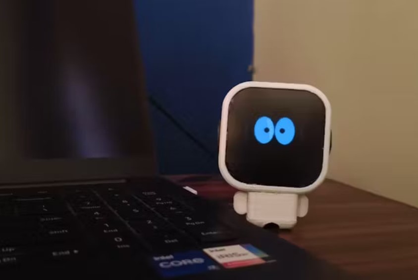 Gus 2.0 — умный настольный помощник для контроля комфорта в помещении