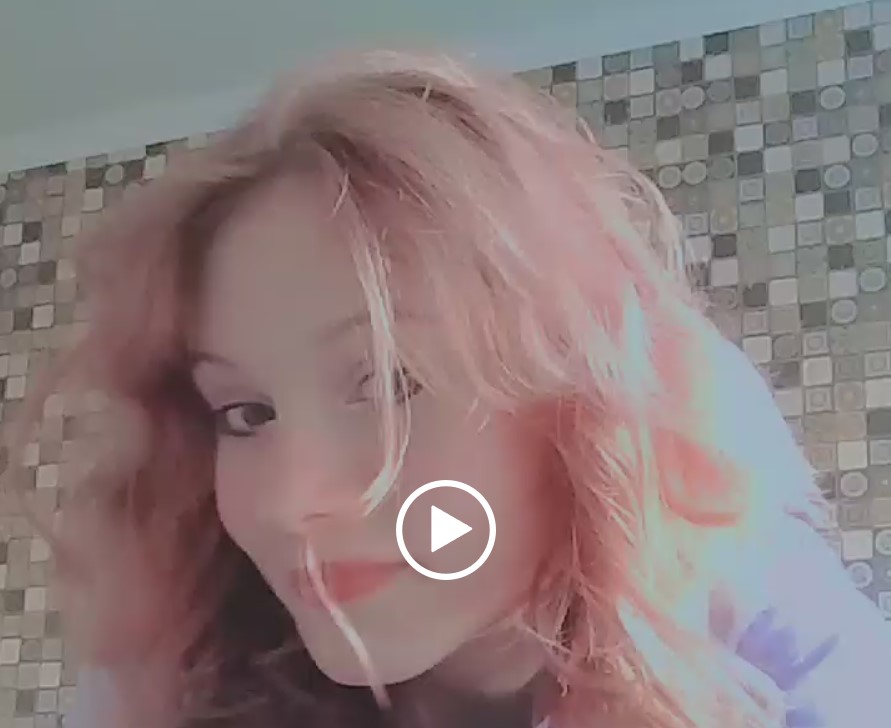 TikToker Kira Aurora - name, age, topless photo leaks
